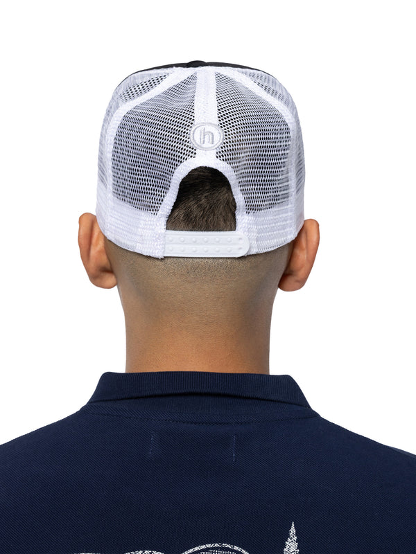 Hidden Minds Trucker